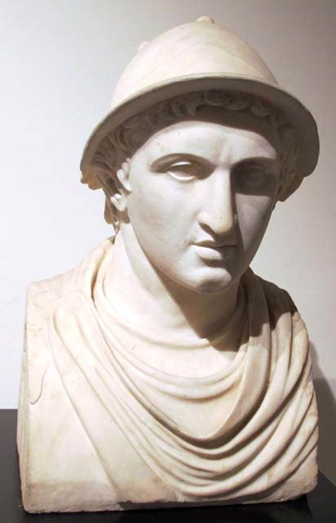 Villa dei Papiri, Herculaneum. Marble bust of Warrior in a Helmet or Hellenistic King (Antigonus I Monophthalmus?).
Found in 1756, south side between the portico and the pond.
Now in Naples Archaeological Museum. Inventory number 6151.